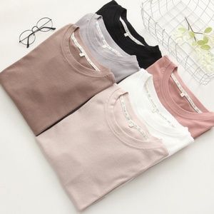 Short - Sleeve Crewneck T-shirt